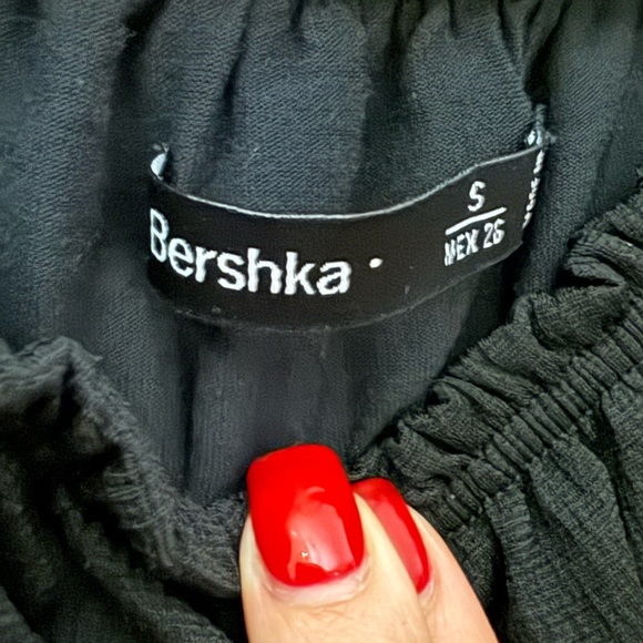 Off The Shoulder Top - Picture 2 of 2